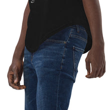 Load image into Gallery viewer, Men&#39;s Curved Hem T-Shirt
